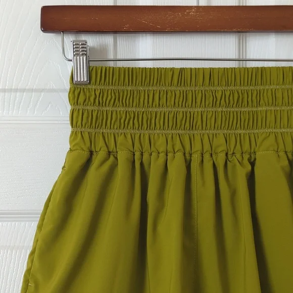 Nike One Dri-Fit Ultra High Waisted 3" Brief Lined Athletic Shorts Moss Green S - Picture 3 of 14